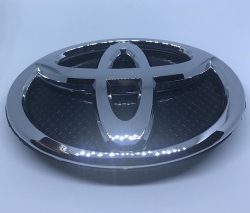 Toyota yaris oem front - oem,